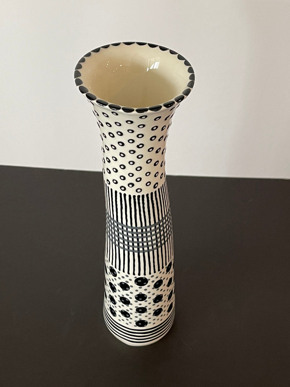 Potters Tall Twisty Vase