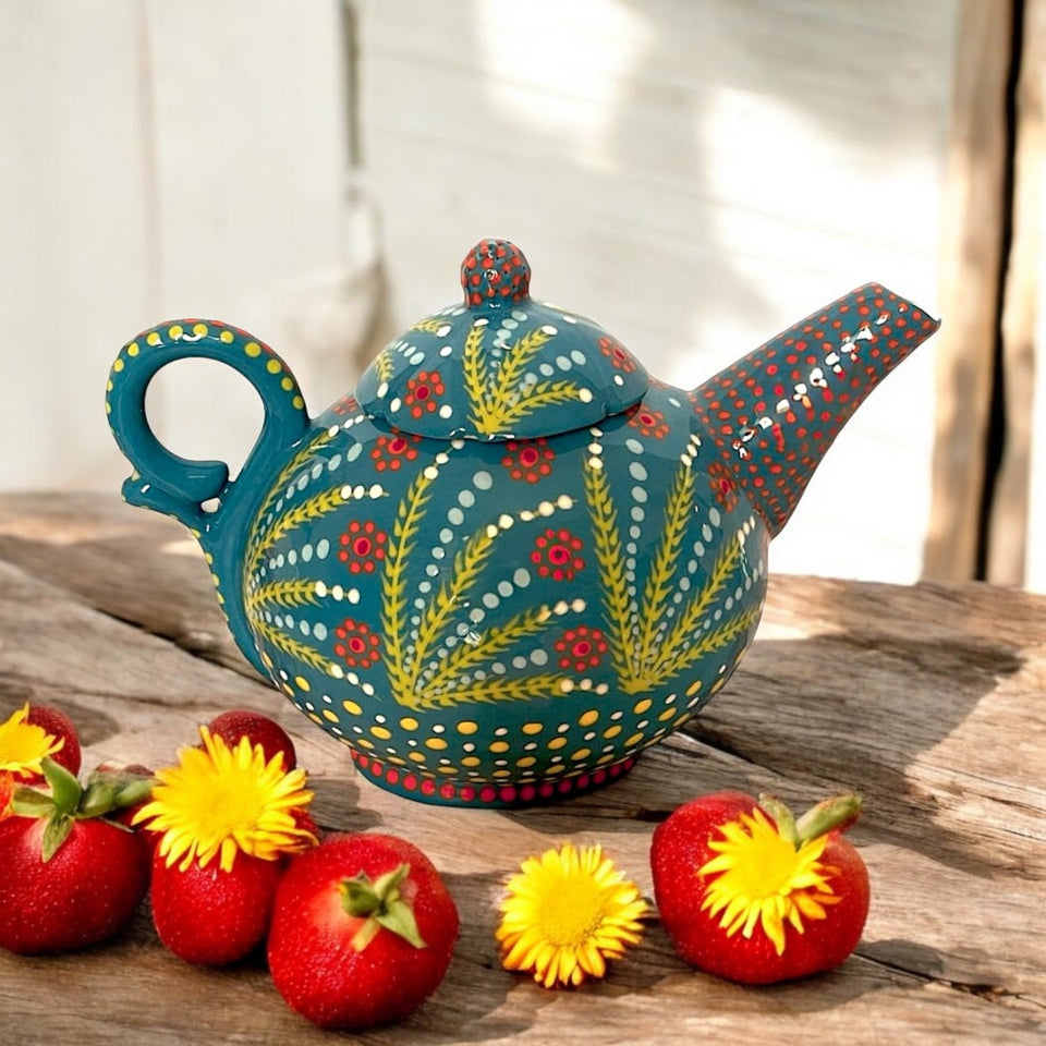 Potters Hand Painted Trillium Jade Teapot