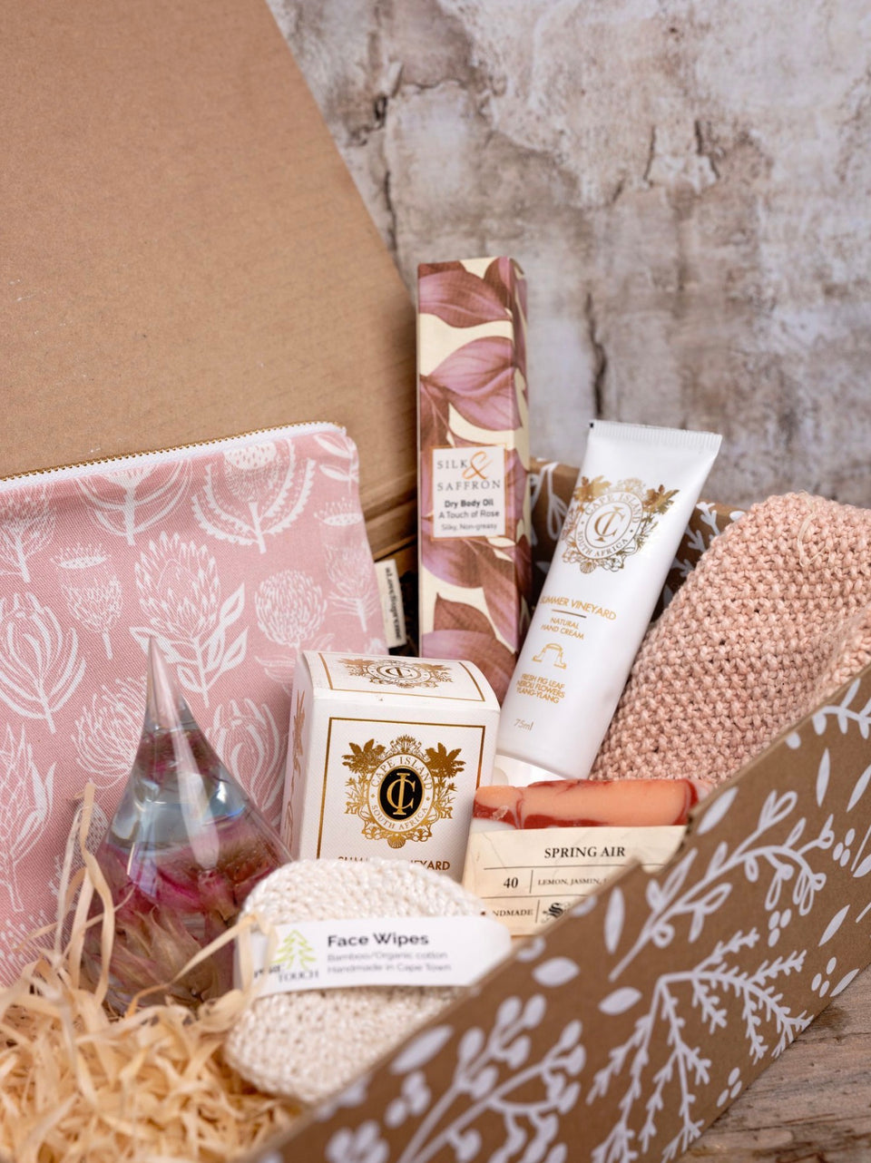 Blush & Bloom Gift Box 💕