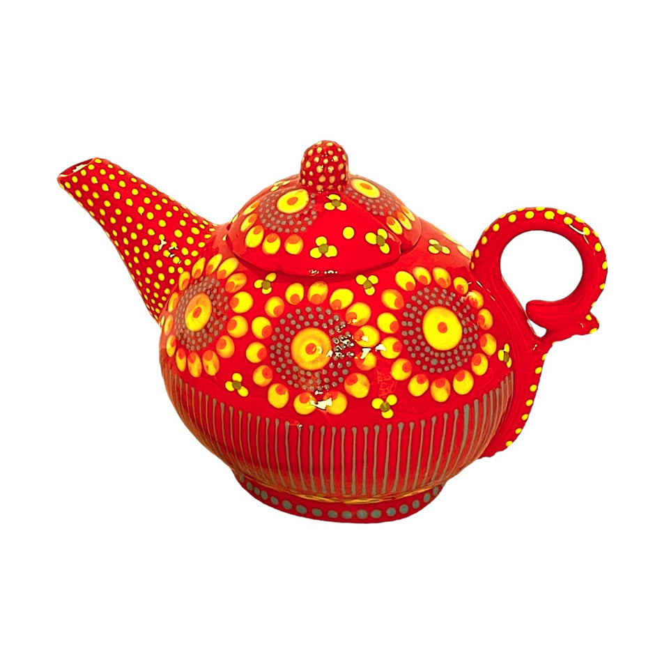 Potters Hand Painted Trillium Red Teapot