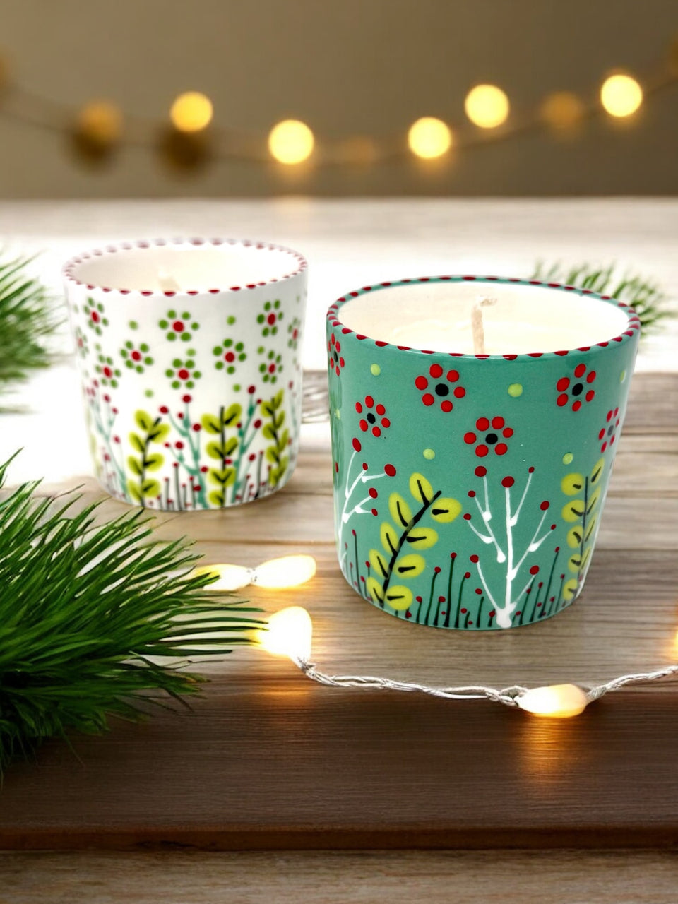 Hand-Painted Ceramic Holiday Candle – Spiced Cookie Scent