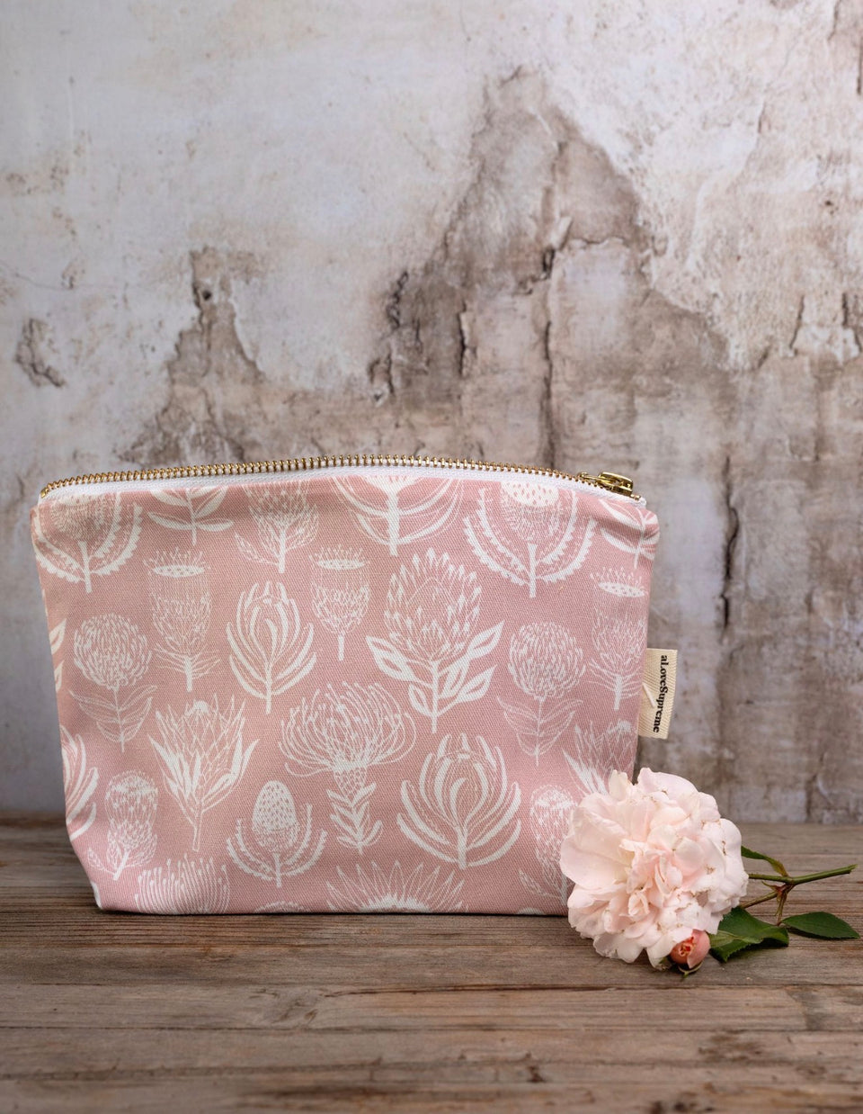 Blush & Bloom Gift Box 💕