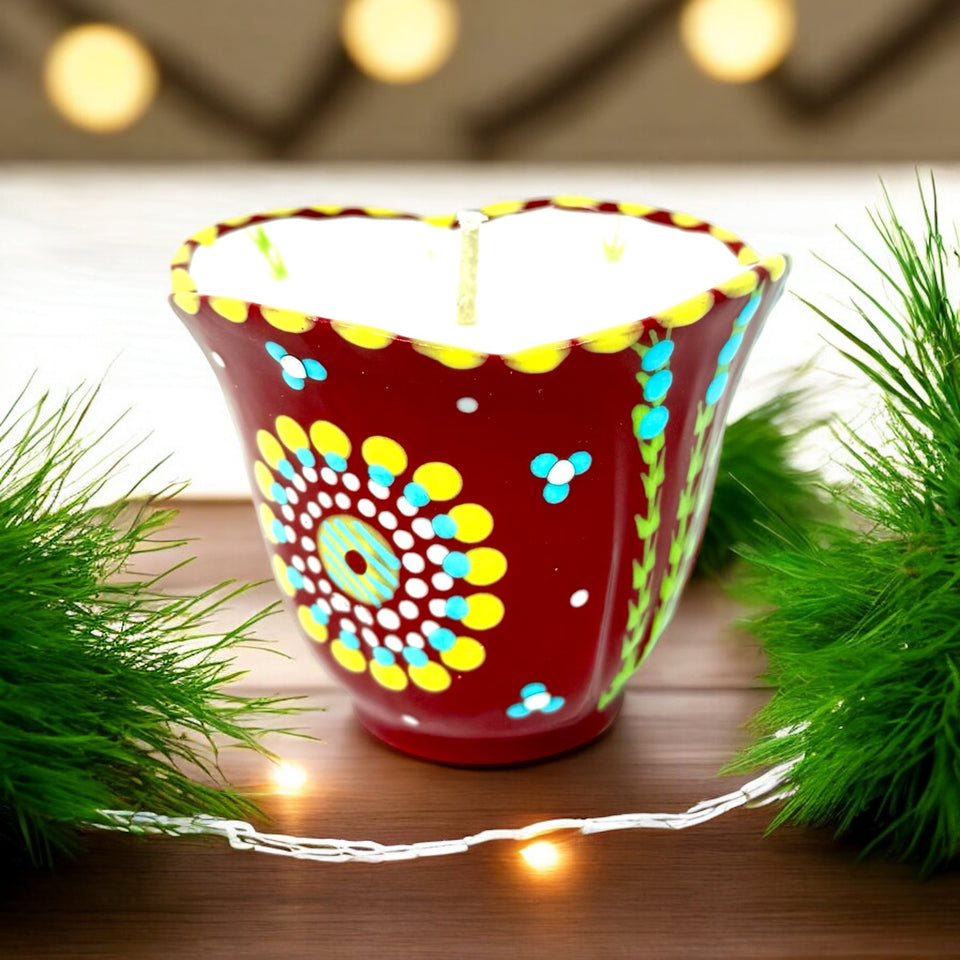 Hand-Painted Ceramic Holiday Tulip Candle – Spiced Cookie Scent