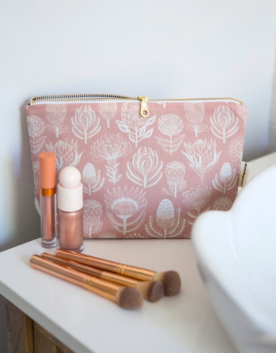 Alove Supreme Makeup Pouch Floral Kingdom (White on Pink)
