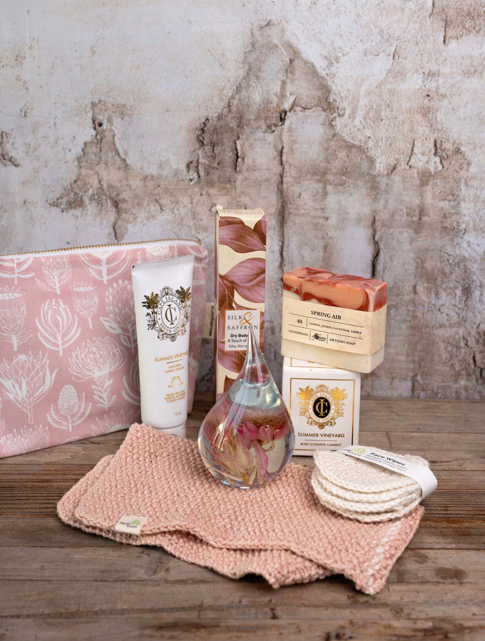 Blush & Bloom Gift Box 💕
