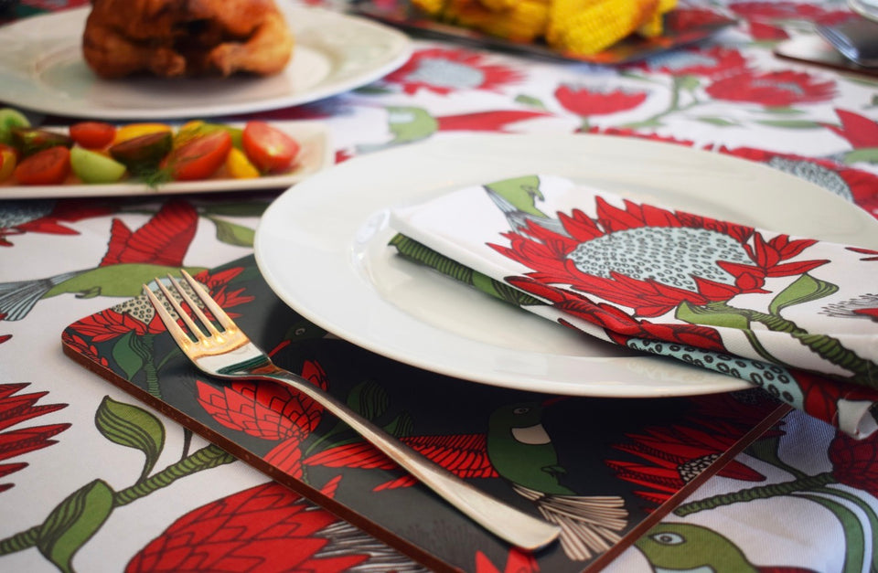 Alove Supreme Protea Table Runner – Red on White
