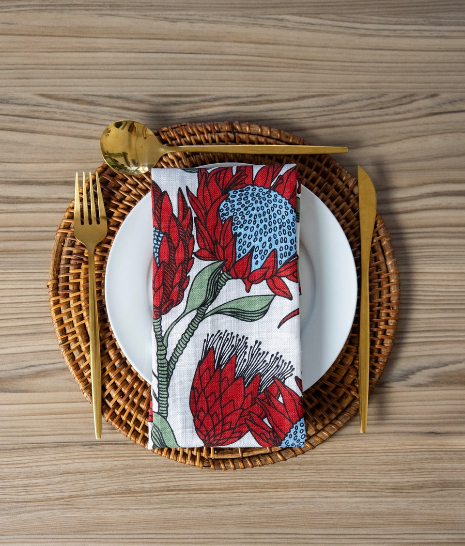 Alove Supreme Protea Cloth Napkins - Red on White (2 Pk)