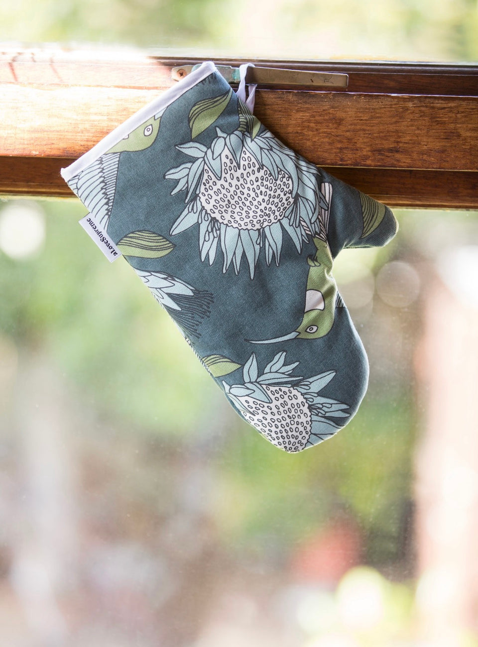 Alove Supreme Single Oven Glove Protea (Blue on Gunmetal)