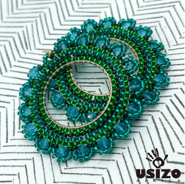 iZimbali Peacock Zulu Beaded Earrings with Gold Fittings