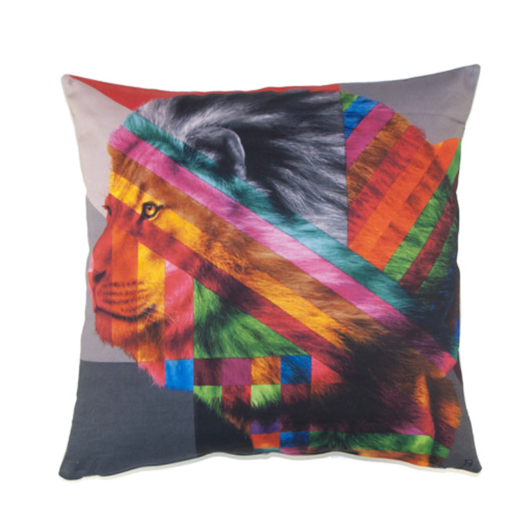 Wildlife In Color Pillow Cover - Lion