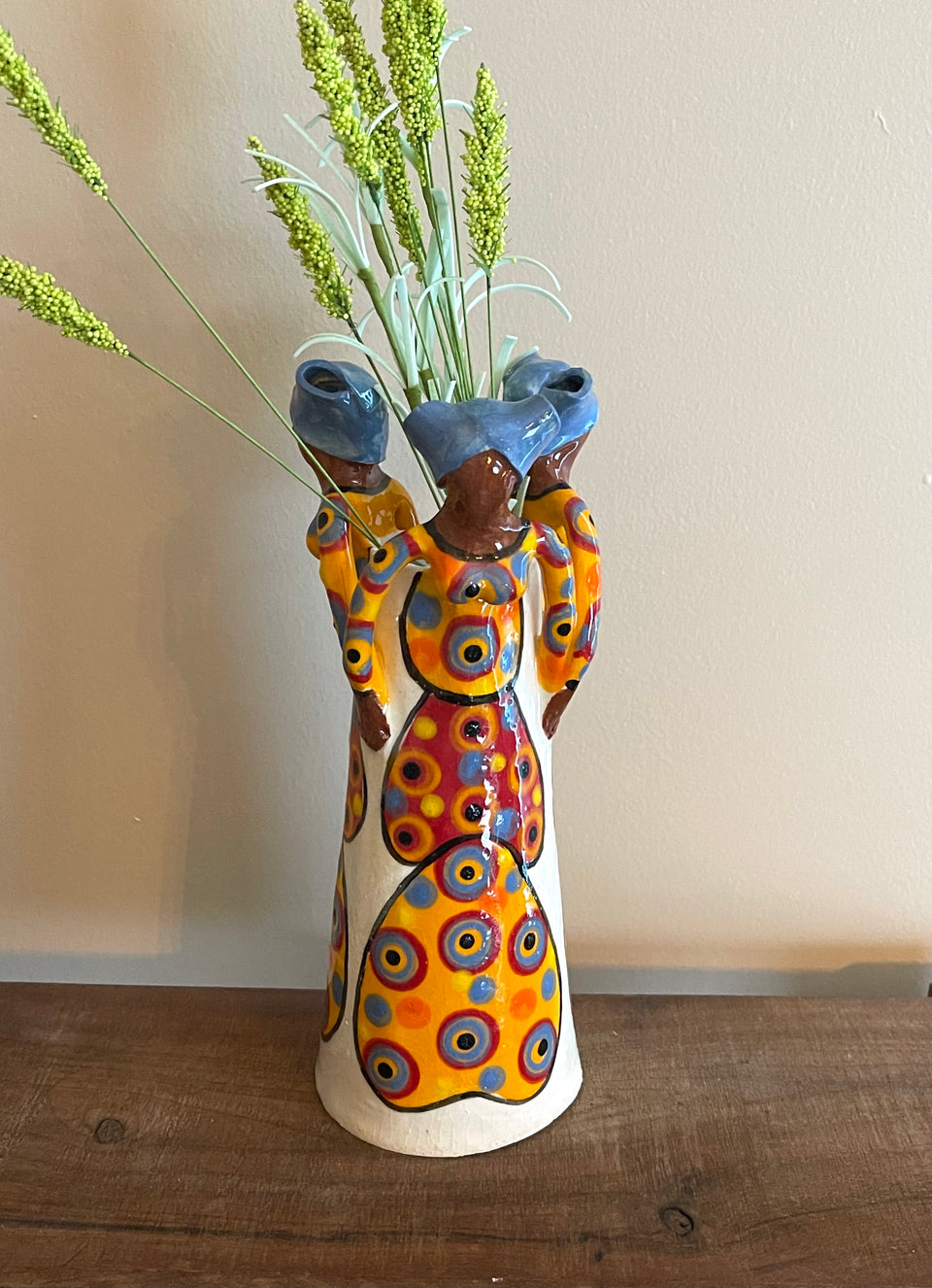 Ceramic 3 Lady Bright on White Ubuntu Vase
